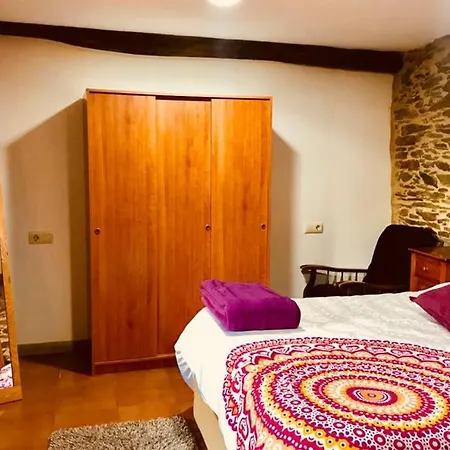 Entre Santiago Compostela Y La Coruna Holiday home Ordes