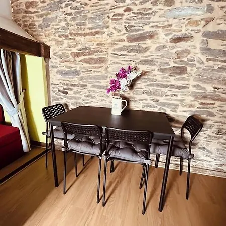 Entre Santiago Compostela Y La Coruna 펜션 Ordes