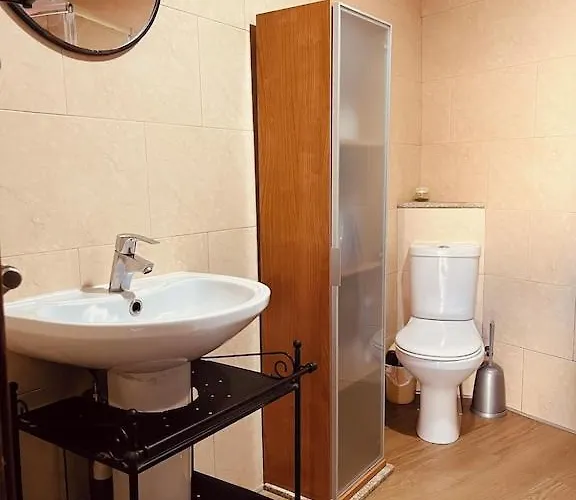 Entre Santiago Compostela Y La Coruna 別荘 *