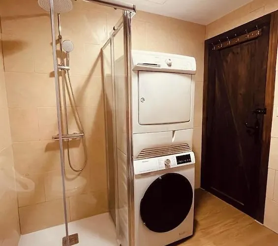 Entre Santiago Compostela Y La Coruna Ordes